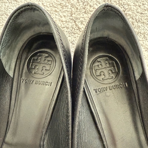 Size 8 Tory Burch Black Reva Ballet Flats - Picture 6 of 6